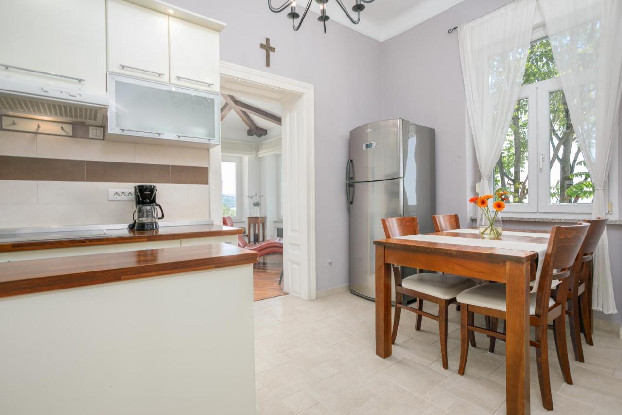 Apartment Gloria Опатия Екстериор снимка